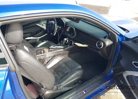 2019 Chevrolet Camaro 3Lt z USA, uszkodzony, nr VIN 1G1FD1RS8K0109312